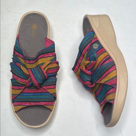 Bzees Airsteps Smile Wedge Colorful Striped Sandals S-275 Sz 11 - Picture 1 of 8